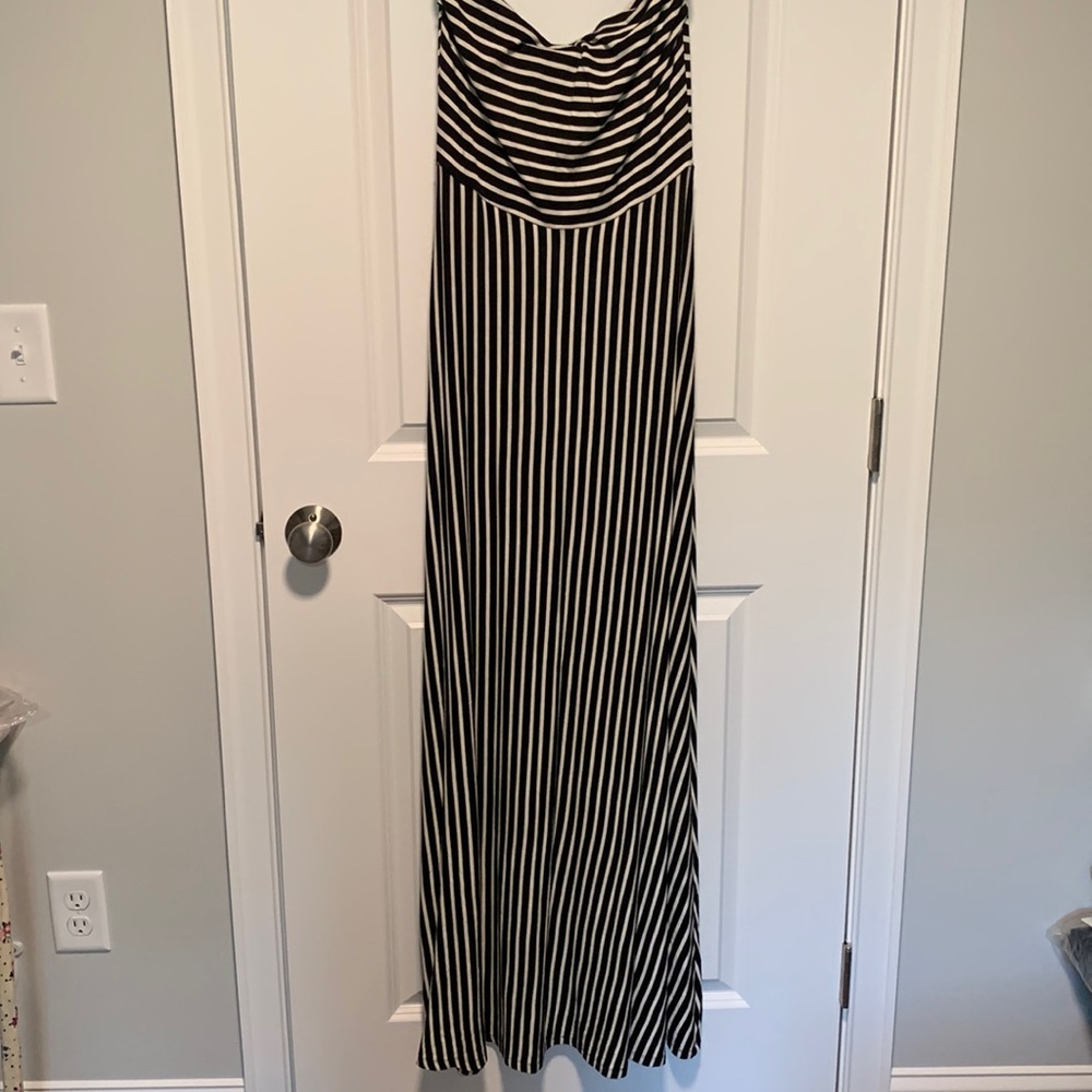 Black and white striped strapless maxi dress medium